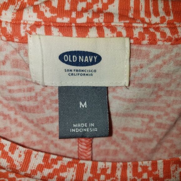 OLD NAVY CORAL AND WHITE GEO PRINT OVERSIZED BOXY TEE SIZE MEDIUM - Picture 2 of 4